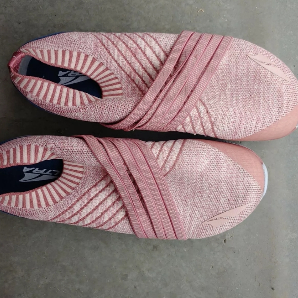 Altra Women Shoe Dyani Size 9M Coral Pink Slip On